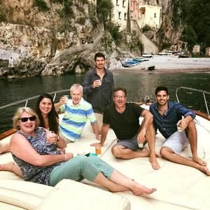 Meet your Posher, Mia